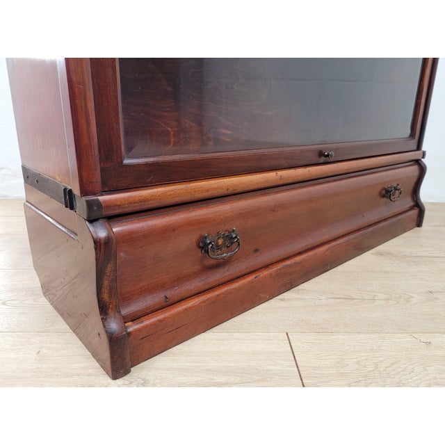 Vintage Barristers Bookcase from Globe Wernicke, 1937 For Sale - Image 9 of 18
