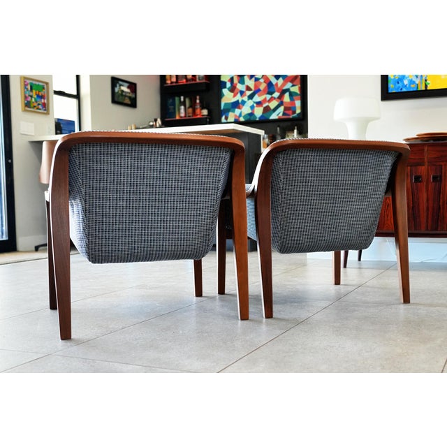 Blue Pair of Bill Stephens Knoll Model 1315 Lounge Chairs | Newly Upholstered in Rare Nos Vintage Knoll Kampala Fabric For Sale - Image 8 of 14