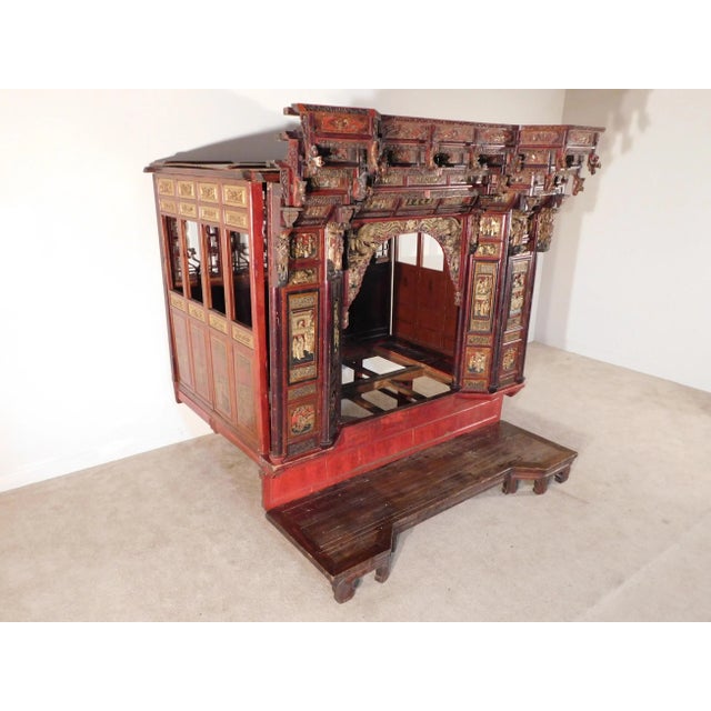 Asian Antique Museum Quality Circa 1820s Antique Chinese Opium Wedding Bed Intricately Carved. For Sale - Image 3 of 7
