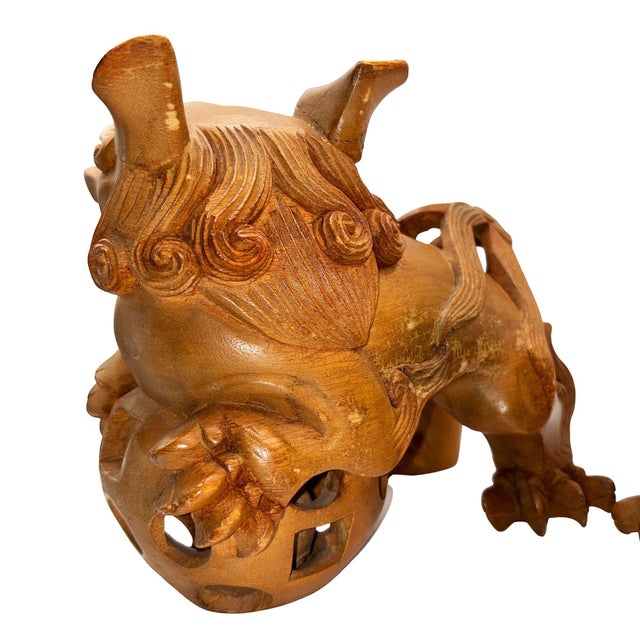 Mid 20th Century Chinese Export Carved Wood Guardian Foo Dog Statue, Pair For Sale - Image 10 of 14