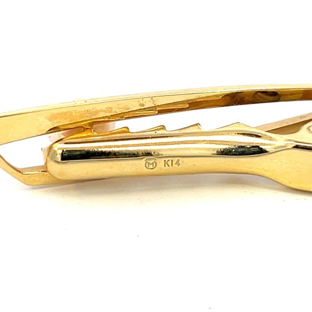 1990s 1990s Mikimoto Estate Akoya Pearl Tie Clip 45 mm 14k Y Gold 7.70 mm For Sale - Image 5 of 7
