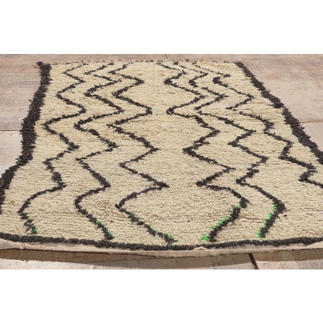 Vintage Azilal Boucherouite Moroccan Rug, 03'07 X 05'09 For Sale - Image 9 of 10