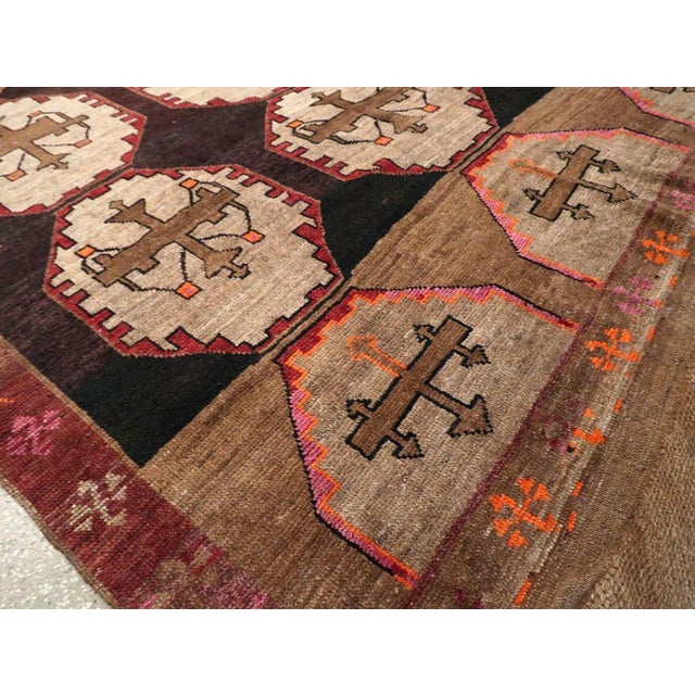 Coffee Galerie Shabab Collection Tribal Mid-20th Century Handmade Turkish Anatolian Room Size Carpet For Sale - Image 8 of 9