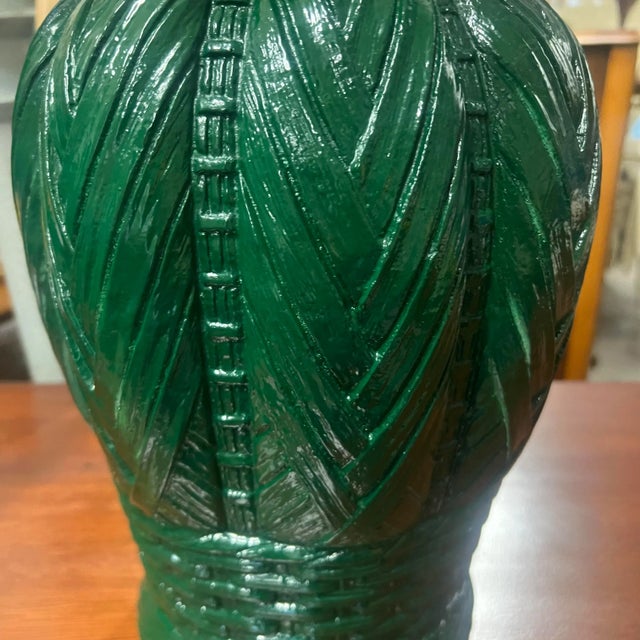 Vintage Green Basket Weave Ceramic Table Lamps - A Pair. For Sale In Charleston - Image 6 of 10