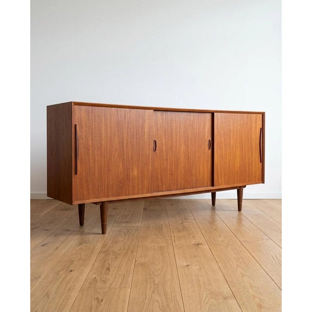 1950s Vintage Danish Sideboard in Teak, 1950s For Sale - Image 5 of 5