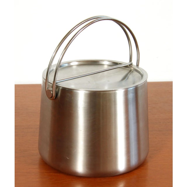 Mid Century Danish Modern Stainless Steel Ice Bucket by Ole Palsby For Sale In Providence - Image 6 of 9