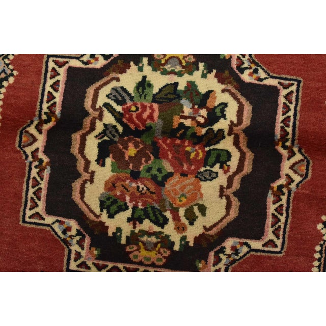 Bakhtiari Rug 3’6” X 4’9” Red Wool Vintage Traditional Hand-Knotted Carpet For Sale In Philadelphia - Image 6 of 11