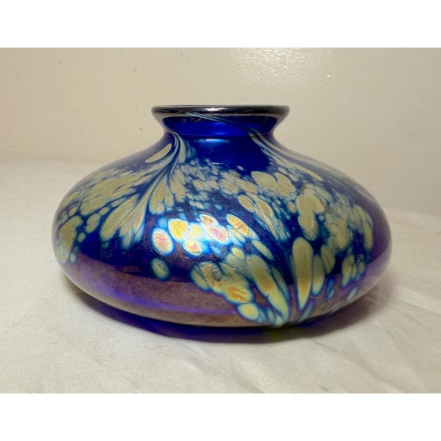 Blue Vintage Hand Blown Kent Fiske Blue Iridescent Art Glass Splatter Vase Sculpture For Sale - Image 8 of 14