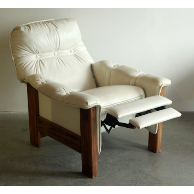 Vintage Mid Century Modern White Vinyl & Oak Recliner Chair Chairish