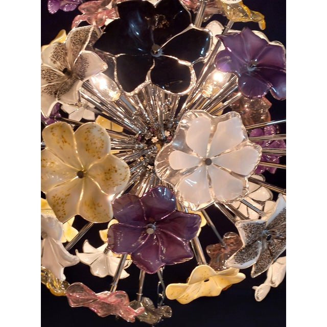 Vintage Sputnik Murano Glass Pendant in the style of Venini, Venice, Italy, 1970s For Sale - Image 4 of 11