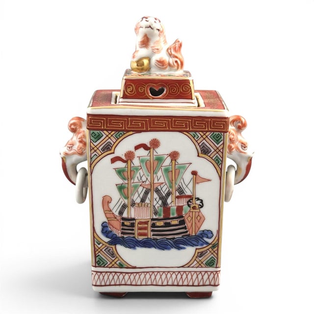 Edo Nanban Ship in Porcelain, 1860 For Sale - Image 16 of 16