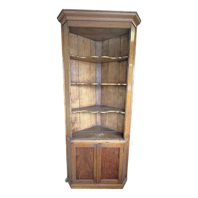 19th Century Rustic American Pine Corner Cupboard With Open Shaped Shelves Over Doors For Sale