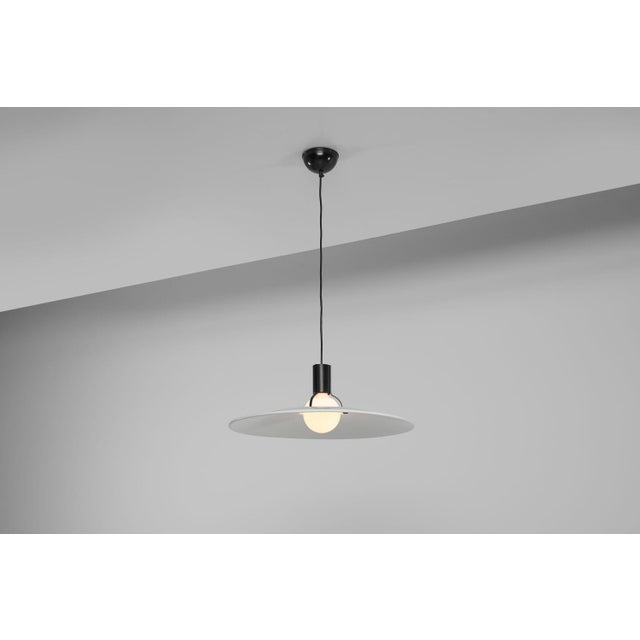 Beautiful Gino Sarfatti Model 2133 chandeliers, produced by Arteluce in Italy in 1972. These chandeliers are truly unique,...