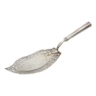 Silver Spatula for Serving Fish For Sale