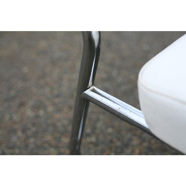 4 low chairs forming a modular sofa. steel, imitation leather, 70s. Light, stable. Period foams, soft. White faux leather...