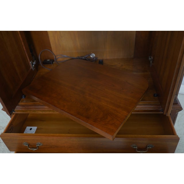 1990s 1990s Stickley Cherry 2 Door Tv Armoire Cabinet For Sale - Image 5 of 18