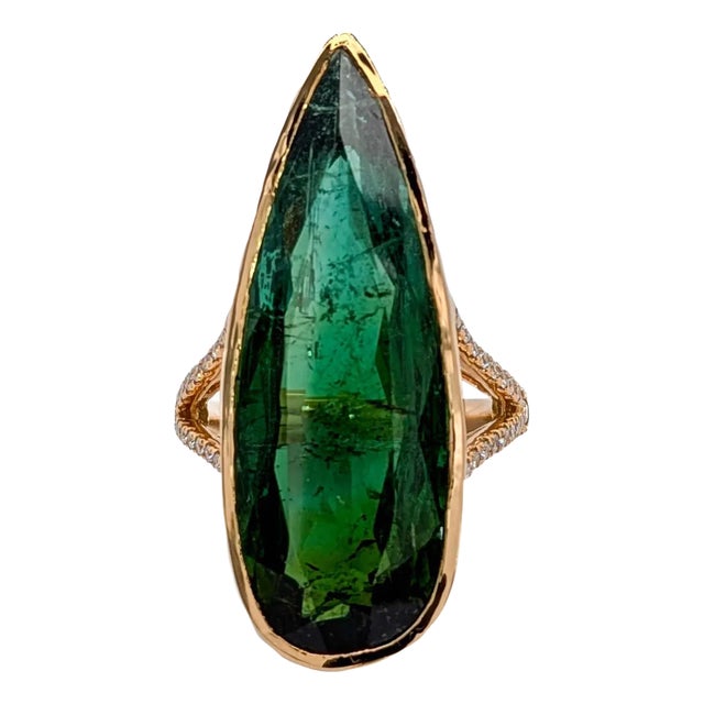 17.65ct Chrome Tourmaline Ring With Pave Diamond Split Shank in 14k Gold | Pe 34x12, Size 6.75 For Sale