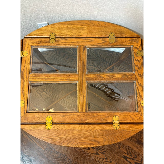 Wood Mid 20th Century Attributed to Thomasville American Oak Expandable Gatefold Coffee Table With Glass Top For Sale - Image 7 of 12