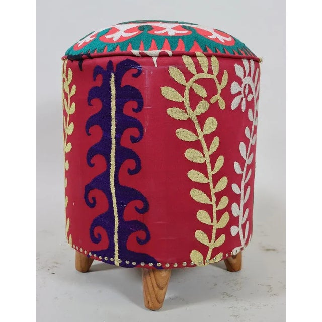 1950s Vintage Oriental Stool with Suzani Upholstery, 1950s For Sale - Image 5 of 12