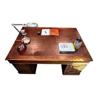 Antique Quarter-Sawn Oak Partners Desk With Leather Writing Surface, Circa 1900–1925 For Sale