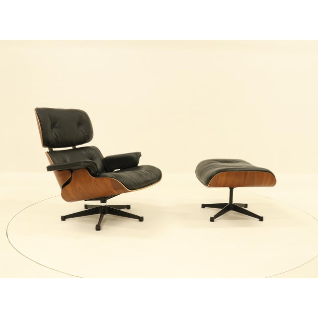 Set of Vintage Lounge Chair and Ottoman by Charles & Ray Eames for Vitra, 2000s For Sale - Image 18 of 18