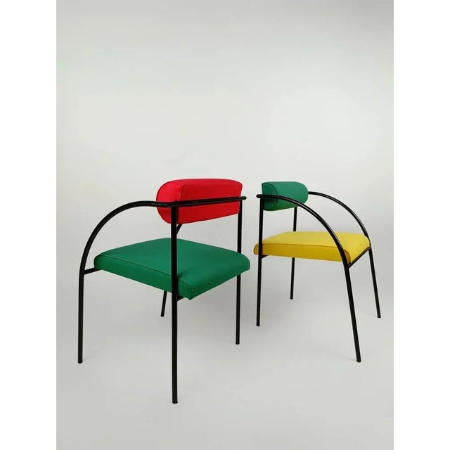 A set of dining, desk or office chairs, in short, perfect for any environment that needs a bit of that 80s magic. Colour,...