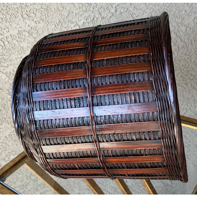 Cabin Mid 20th-Century Finely Handwoven Lacquered Rattan Cachepot / Planter Basket For Sale - Image 3 of 12