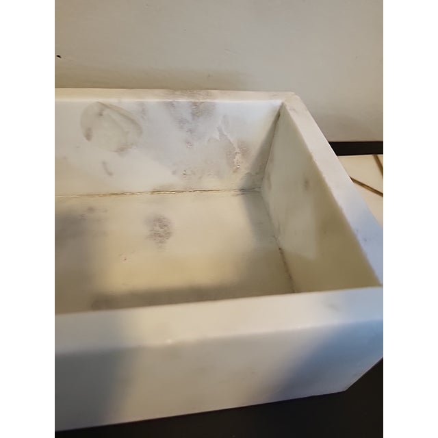 Metal Vintage White Alabaster Jewelry Box Storage Lidded Brass Insert For Sale - Image 7 of 12