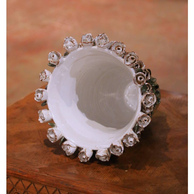 19th Century French Desvres Majolica Rose Cachepot Jardinière For Sale In Dallas - Image 6 of 8