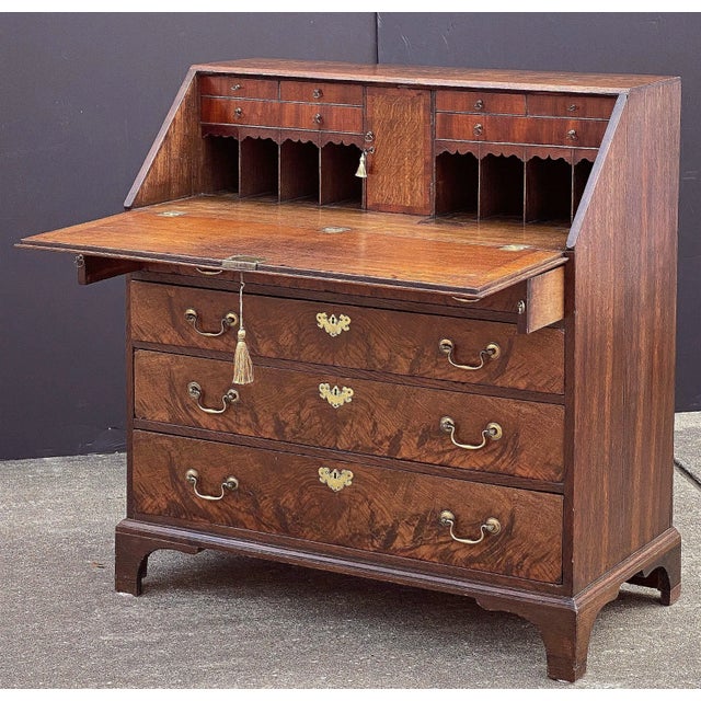 George III Bureau Desk or Secretary Chest From the 18th Century For Sale - Image 11 of 13