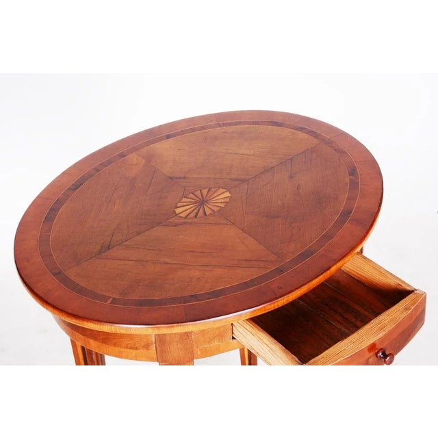 Wood Small Italian Side Table in Yew Tree, 1810s For Sale - Image 7 of 13