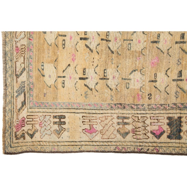 1940s Antique Persian Shiraz Beige Wool Rug With Trabal Pattern For Sale - Image 5 of 9