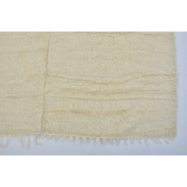 1950s Vintage Handmade Tülü Rug For Sale - Image 5 of 10