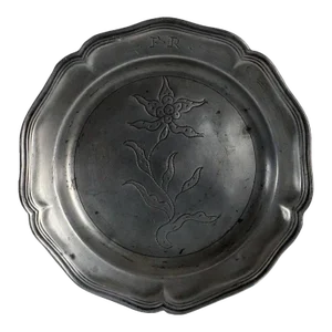 Continental Pewter Wrigglework Wavy Edge Multi-reed Floral Plate