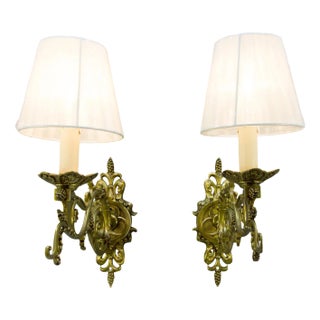 French Neoclassical Style Bronze Wall Lights, Set of 2 For Sale