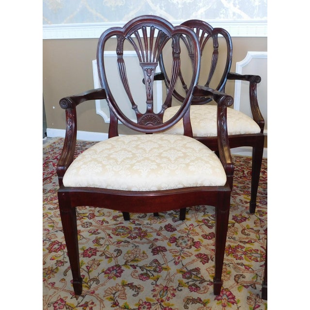 Hickory White Shield Back Mahogany Sheraton Style Dining ...
