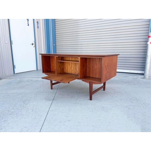 1960s Danish Modern Teak Partners Desk With Drop-Down Bar & Bookcase Back For Sale - Image 11 of 12