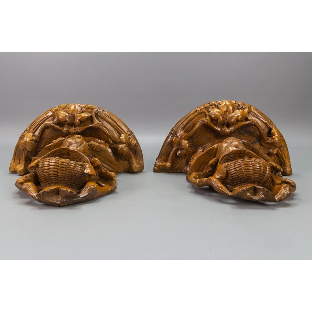 Black Forest Carved Walnut Bird Nest Wall-Mounted Shelves, 1920s, Set of 2 For Sale - Image 16 of 18