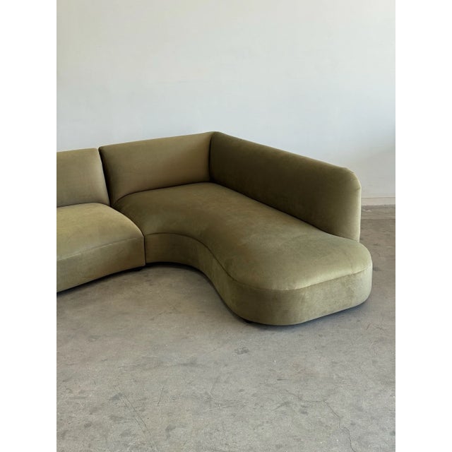 Made to Order Corner Sofa - Floor Model For Sale In Los Angeles - Image 6 of 12