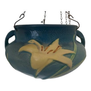 Circa 1946 Roseville Art Pottery Hanging Planter With Zephyr Lily Pattern For Sale