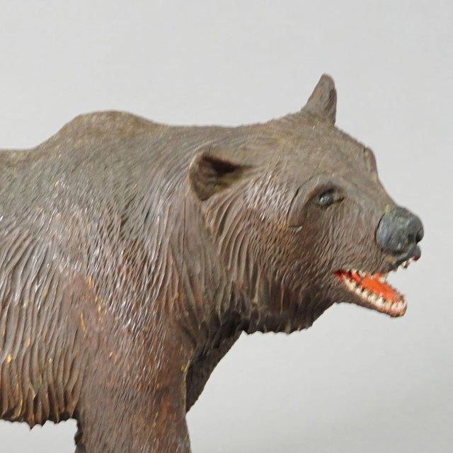 Large Wooden Strolling Bear Handcarved in Brienz Ca. 1930 For Sale - Image 4 of 7