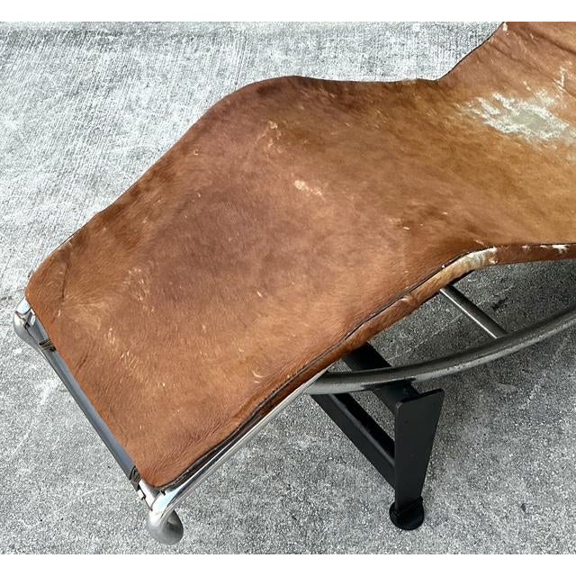Vintage Lc2 Chaise Lounge After Corbusier For Sale In West Palm - Image 6 of 12