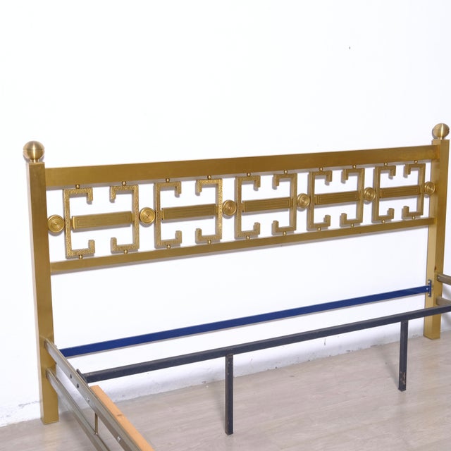 Italian Brass Double Bed from the 1970s For Sale - Image 6 of 18