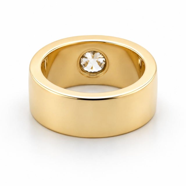 Mid 20th Century 18k Old European Diamond Ring, Size 6.75 For Sale - Image 4 of 4