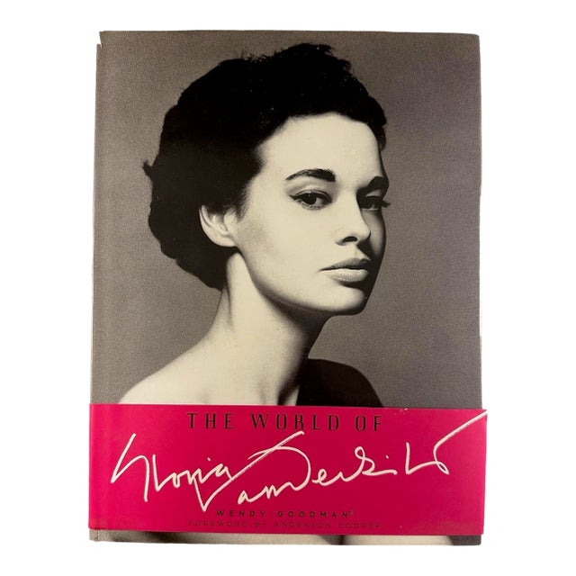 The World of Gloria Vanderbilt — Coffee-Table Biography / Art-Lifestyle Hardcover (2010, Abrams) For Sale