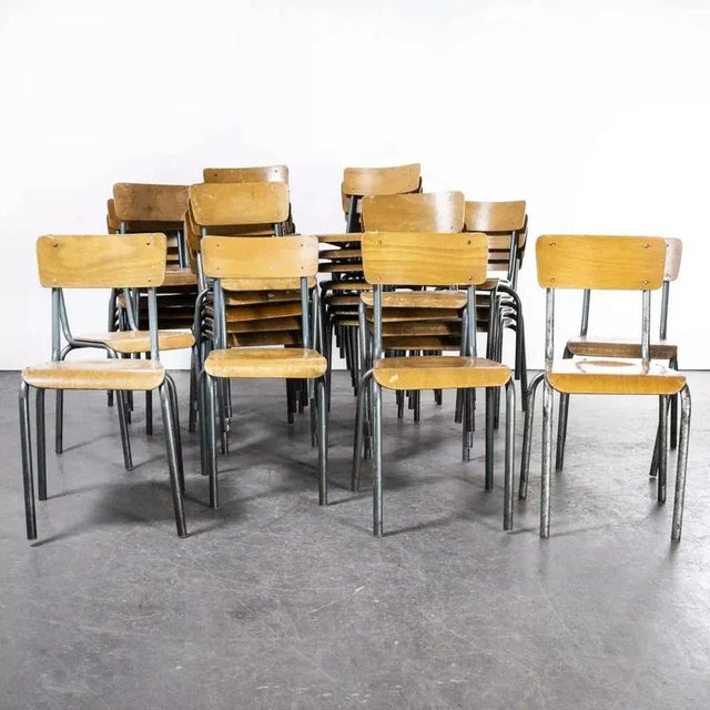 French Model 511 Stacking Dining Chair from Mullca, 1950s For Sale - Image 9 of 9