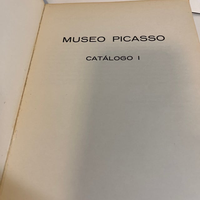 Vintage softcover book, Museo Picasso Catalogo 1, 1971, Barcelona. Text in Spanish. 248pp. Illustrated throughout. Robust...