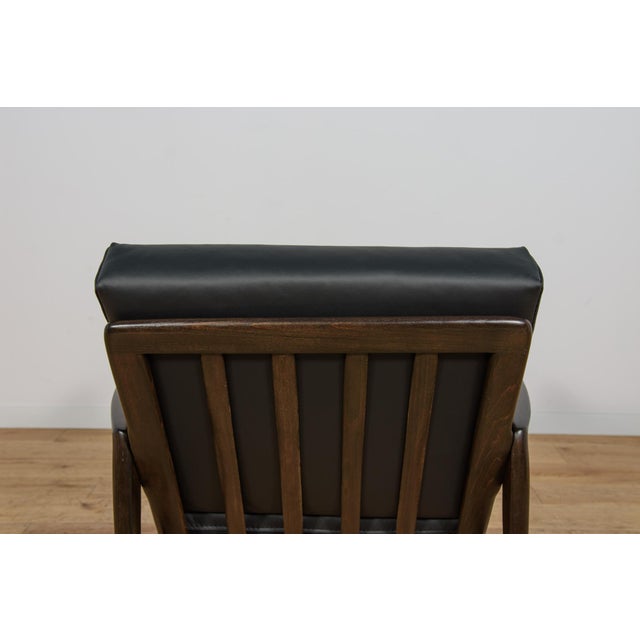 Model 300-139 Lounge Chair from Swarzędz Furniture Factory, Poland, 1960s For Sale - Image 10 of 18