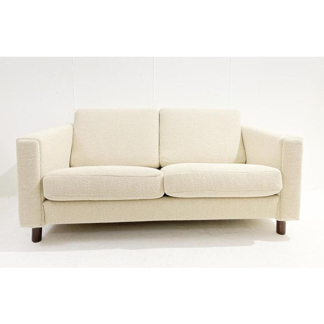 White 2-Seater Sofa by Hans Wegner, Denmark, 1960s For Sale - Image 3 of 9