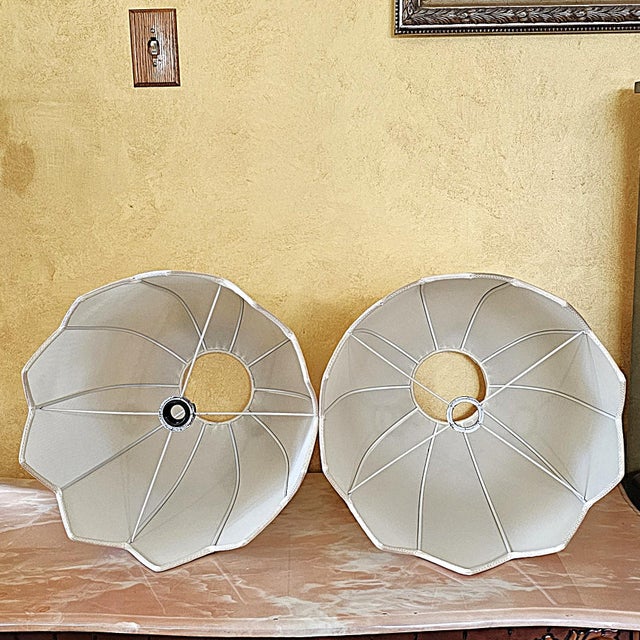 Pair of Vintage Hollywood Regency Ceramic Table Lamps – Styled After Rougier For Sale - Image 16 of 18